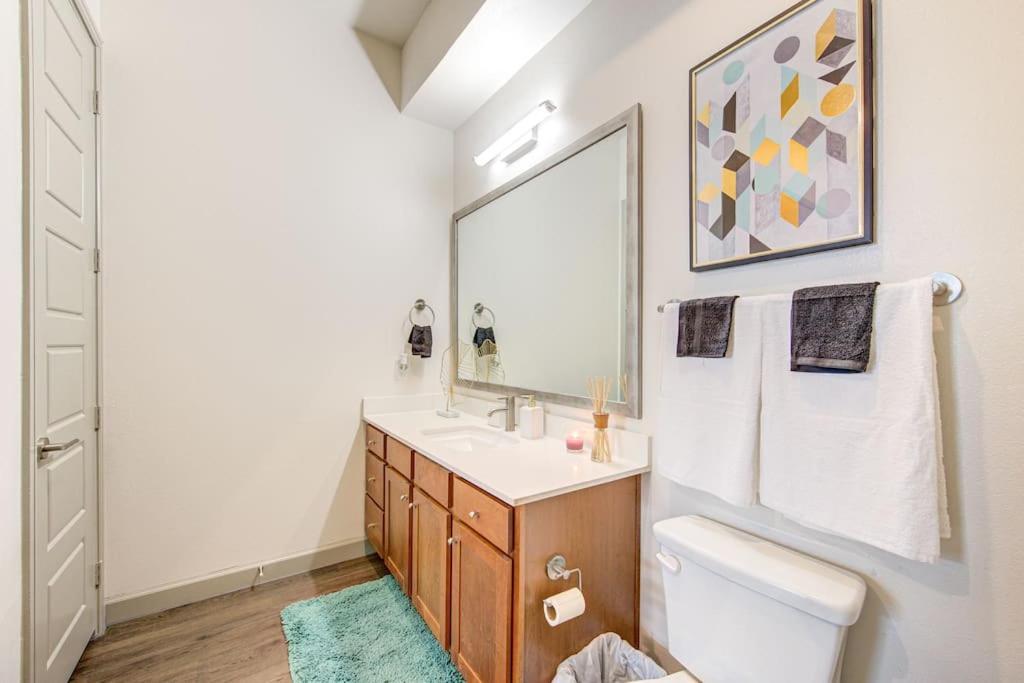Trendy Downtown 1Bd/Freeparking/Wi-Fi/Pool Daire Houston Dış mekan fotoğraf