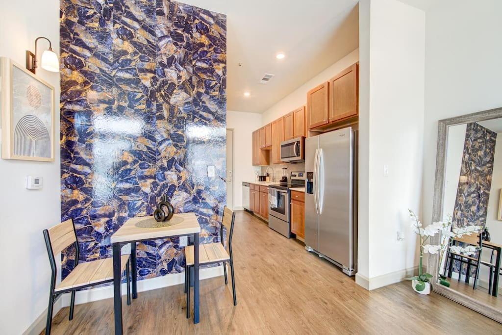 Trendy Downtown 1Bd/Freeparking/Wi-Fi/Pool Daire Houston Dış mekan fotoğraf